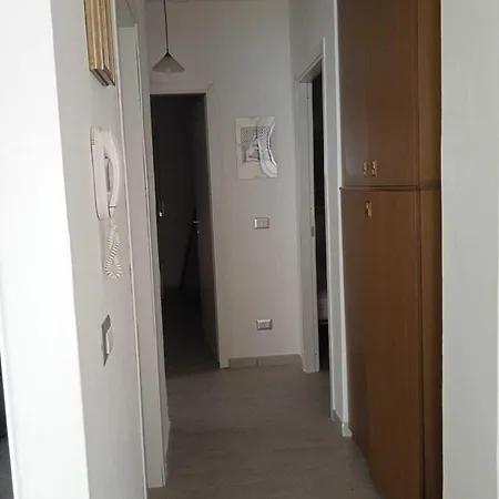 Anna Apartment *